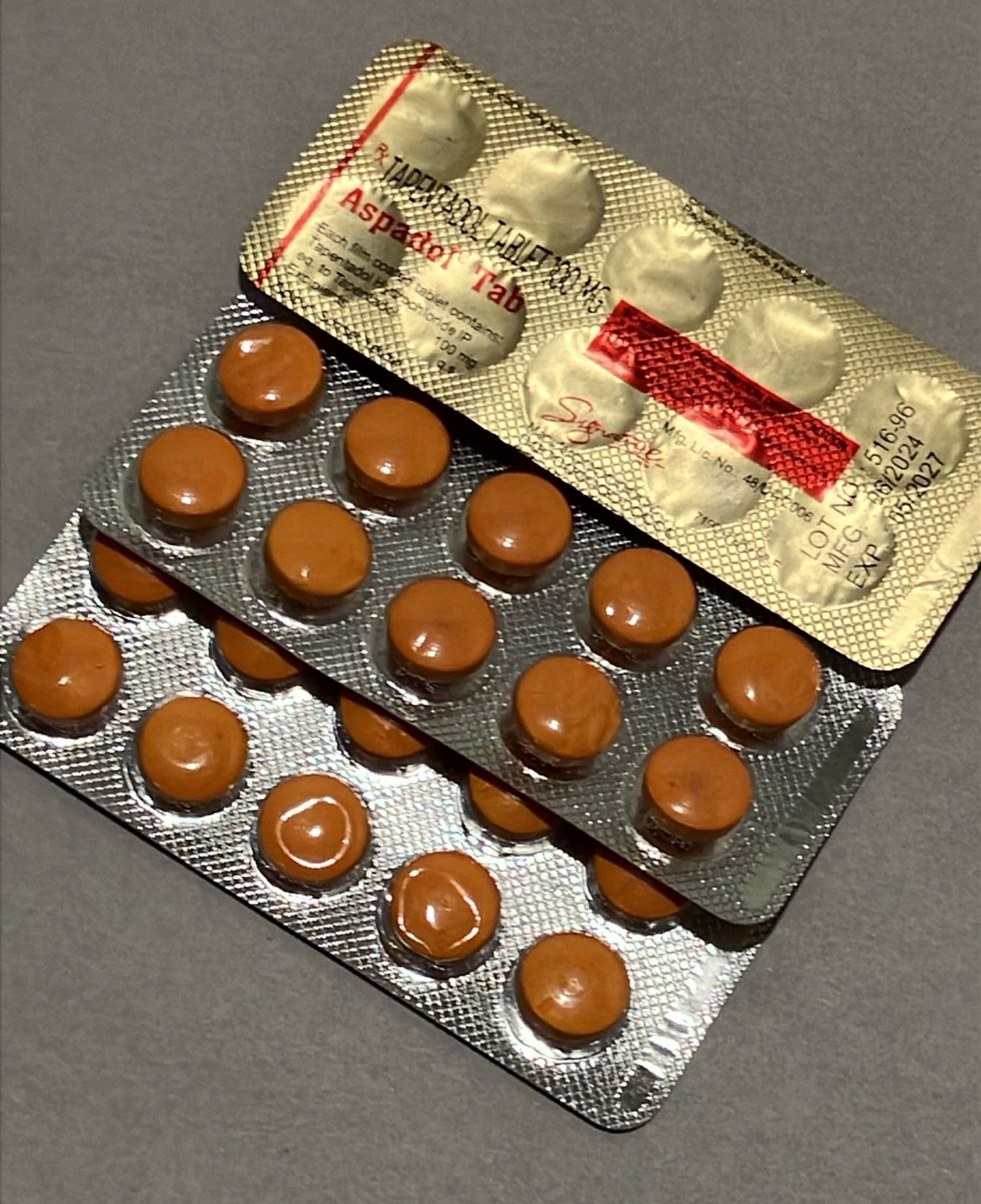 Tapentadol-100mg.jpg